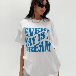 Every Day Oversize Tee White 11 Every Day Oversize Tee White -Modeoryx Sales Store 0 modelinfo Josephine us2 221fc5a6 7881 43a3 9393 4ece9874deca