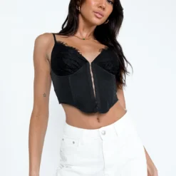 Modeoryx Sales Store 11 Princess Polly Tashena Top Black