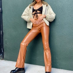 Princess Polly Braden Pants Dark Brown -Modeoryx Sales Store 1 modelinfo juliette US2 8 scaled