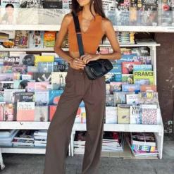 Princess Polly Archer Pants Dark Brown -Modeoryx Sales Store 1 modelinfo lisa us2 b526c2f8 6d25 4da5 9c75 02f1fe3fa88d