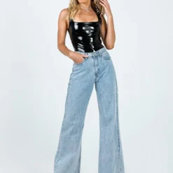 Princess Polly Bartillo Faux Leather Bodysuit Black -Modeoryx Sales Store 2 modelinfo Emma us2 f0315514 f29b 4129 b149 24f3c193d5b8