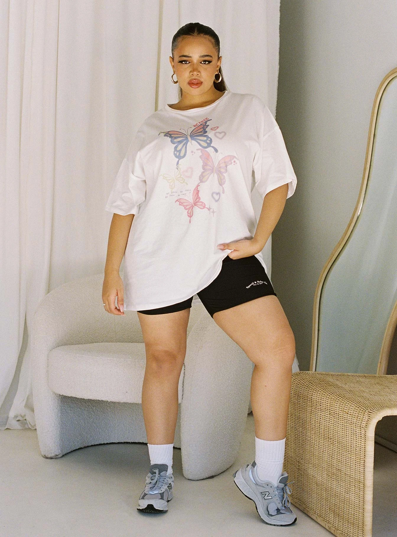 Butterfly Fields Tee White Curve 2 Butterfly Fields Tee White Curve - Image 2