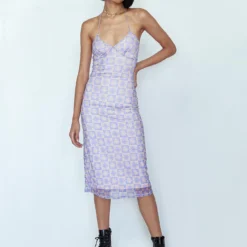 Princess Polly Checkmate Midi Dress Purple -Modeoryx Sales Store 2 modelinfo chloe us2 24e8ce4d 57b6 4cfe bd08 f0634af0b48d