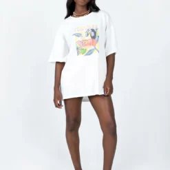 Princess Polly Tropicana Oversized Tee White -Modeoryx Sales Store 2 modelinfo cynthia us2 d76e19b4 3461 4783 a6fc 842542ac1ff3
