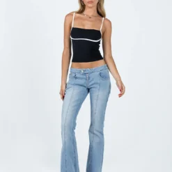 Maidenwell Contrast Top Black -Modeoryx Sales Store 2 modelinfo kiana us2 78f2e756 fd5b 4689 b354 0781f3b72357