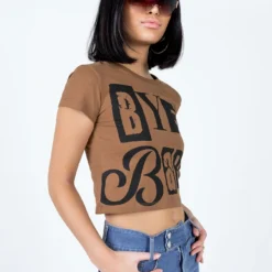 Bye Babe Shrunken Tee Brown -Modeoryx Sales Store 3 modelinfo Elle us4 c5e36ee2 d158 4317 be9b 0e04e49c4850