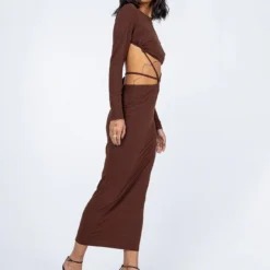 Princess Polly Kari Midi Dress Brown -Modeoryx Sales Store 3 modelinfo Feturi us2 fe190aa7 d49d 4ceb 96bb bd1cb8ebce78