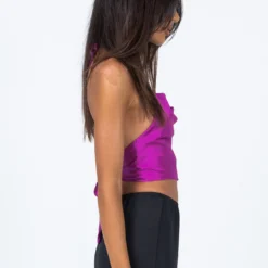 Princess Polly Leone Top Purple -Modeoryx Sales Store 3 modelinfo Jess US2 3dff915c 09d4 4cb2 acb7 ba1feba29a90