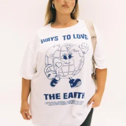 Organic Love The Earth Oversized Tee White Curve -Modeoryx Sales Store 3 modelinfo Riley us14 c9494226 ce4e 445a a006 8f61e4cb7ea4