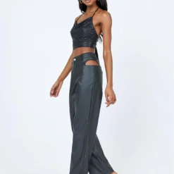 Princess Polly Desire Hip Cut Out PU Pants Black -Modeoryx Sales Store 3 modelinfo Tori US2 3a78c56c a784 4c84 96b2 03ca87c364b1