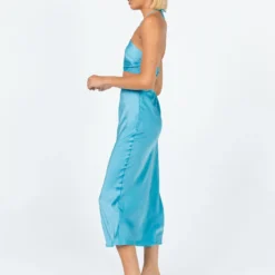 Princess Polly Eros Midi Dress Blue -Modeoryx Sales Store 3 modelinfo casandra us2 a445b7f8 fbeb 46c2 9be1 a1ffccabe977