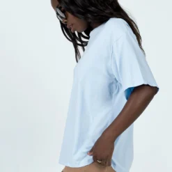 Princess Polly Yosemite Tee Light Blue -Modeoryx Sales Store 3 modelinfo cynthia us2 908aadf2 929e 4d71 acb1 af0419e07d6b