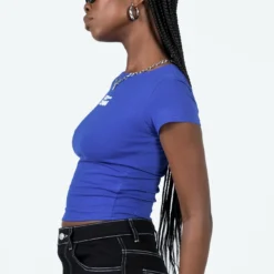 Princess Polly Polly Denim Club Tee Blue -Modeoryx Sales Store 3 modelinfo cynthia us4 6879e056 61d0 481d 8d65 100d6e830eaf