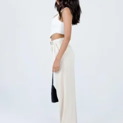 Princess Polly Amalia Pants Beige -Modeoryx Sales Store 3 modelinfo izy US2 f5c41f6a ce48 415a 88f1 2cecd8e81fa0