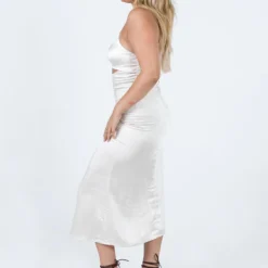 Princess Polly Roya Midi Dress Champagne -Modeoryx Sales Store 3 modelinfo jasmine us8 6010da07 9e70 4f56 b376 bacc11e33fb9