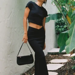 Classic Crop Tee Black Tall 15 Classic Crop Tee Black Tall -Modeoryx Sales Store 3 5e62b509 c8a0 4eb3 b517 244f21b1ae97