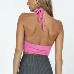 Adleigh Top Pink -Modeoryx Sales Store 4 model info Olivia us2 526cc2d5 dc59 44b8 a214 647a41e45ef1