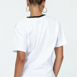 Comic Book Ringer Tee White -Modeoryx Sales Store 4 modelinfo Alexis us2 567ac6cf 3096 497d adbc 5f36f2dd7589