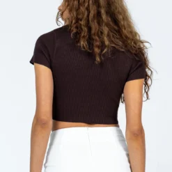 Princess Polly Chelsie Top Brown -Modeoryx Sales Store 4 modelinfo Alyssa us4 91223ee3 7f49 4254 8dca e82305eba054