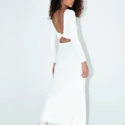 Princess Polly Blakely Midi Dress White -Modeoryx Sales Store 4 modelinfo Christen US2 ce941ba8 9b2b 4154 9bab d87fbf8ffe85