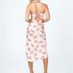 Princess Polly Gigi Midi Dress Cream / Pink Floral -Modeoryx Sales Store 4 modelinfo Emma us2 41cee24e 2563 4166 93fc 2123860d3411