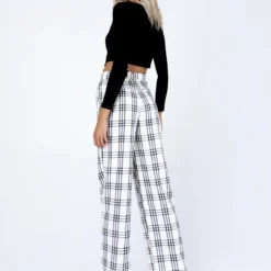 Princess Polly Declan Checked Wide Leg Pants White 7 Princess Polly Declan Checked Wide Leg Pants White -Modeoryx Sales Store 4 modelinfo IRA US2 b642afe1 2189 410c a64c 282dd0b6f57f