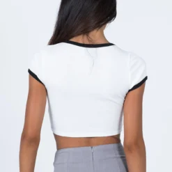 Princess Polly Angel Love Cropped Tee White 13 Princess Polly Angel Love Cropped Tee White -Modeoryx Sales Store 4 modelinfo Jess us2 66a133ef 0205 4ded 9a35 6e2620462a38