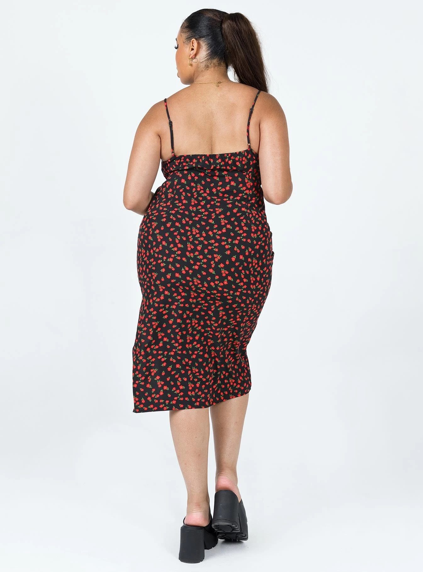 Noda Midi Dress Black Curve 5 Noda Midi Dress Black Curve - Image 5
