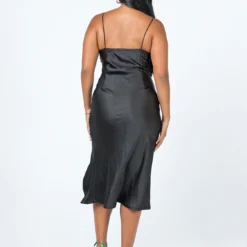 Allou Midi Dress Black -Modeoryx Sales Store 4 modelinfo Rheanna US6 84f5e501 8eda 487f 9510 b69aaf1bf830