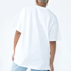 Looney Tunes Tweety Post Card Vacation Oversized Tee White -Modeoryx Sales Store 4 modelinfo Sarah us6 306fa717 0df0 41ec ac76 387d28e987db