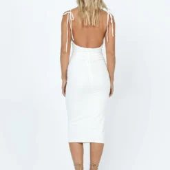 Princess Polly Shafer Midi Dress White -Modeoryx Sales Store 4 modelinfo anni us2 3f863ba7 ed92 44e6 a02c 23a9a73cc7a3