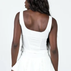 Cheyla Top White -Modeoryx Sales Store 4 modelinfo cynthia us4 974215d3 2463 4bee b9a6 4427ddae4f91