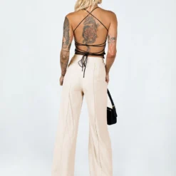 Princess Polly Toledo Pants Beige -Modeoryx Sales Store 4 modelinfo emma leigh us4 7536a2ce 19f5 4b71 9a38 c0635fd66cc3