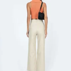 Princess Polly Carter Pants Beige -Modeoryx Sales Store 4 modelinfo fiona us0 1c35912d f553 4afb 9acd dc833e9ea8c1