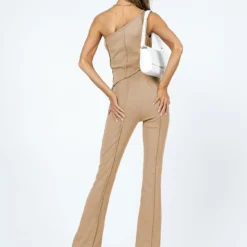 Princess Polly Fayth Ribbed Pants Brown -Modeoryx Sales Store 4 modelinfo fiona us2 4e60623a 3766 412e afe6 637f6f6e8505