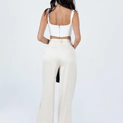 Princess Polly Amalia Pants Beige -Modeoryx Sales Store 4 modelinfo izy US2 bf9c02a6 e920 4b61 a52e 3d7ae3fc32a9