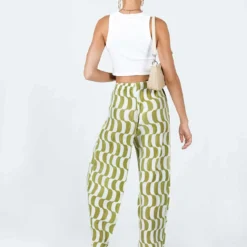 Princess Polly Taina Pleated Wide Leg Pants Green Multi -Modeoryx Sales Store 4 modelinfo kiana us2 1af7dfe7 14b0 49d0 b9f2 1fbac7dcd084
