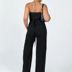 Princess Polly Cudal Pants Black -Modeoryx Sales Store 4 modelinfo sarah us4 0ddc0c02 7027 4844 928e 3eb119acdec9