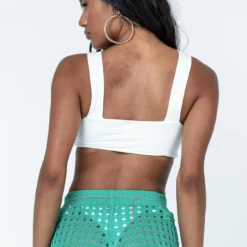 Princess Polly Keoni Top White -Modeoryx Sales Store 4 modelinfo yarelis us2 01240872 ad5c 4e64 a12e 4f4f6bf81211