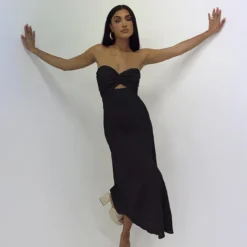 Princess Polly Falling For You Midi Dress Black -Modeoryx Sales Store 5 modelinfo Christy us2 a2256f48 e741 44b4 9602 7bb0188a6e12