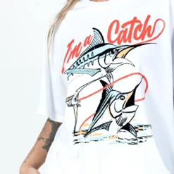 I'm A Catch Oversized Tee White -Modeoryx Sales Store 5 modelinfo cathlin us2 c8a83c08 48a0 494b 9b77 843b5405c939