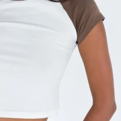 Princess Polly Eakin Top White / Brown 11 Princess Polly Eakin Top White / Brown -Modeoryx Sales Store 5 modelinfo sneha us2 2eac9daa 9fa7 4f0e 8987 cede8278688c