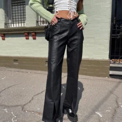 Princess Polly Caught A Vibe Ultra V PU Pants Black 12 Princess Polly Caught A Vibe Ultra V PU Pants Black -Modeoryx Sales Store Caught A Vibe Ultra V PU Pants Black 1