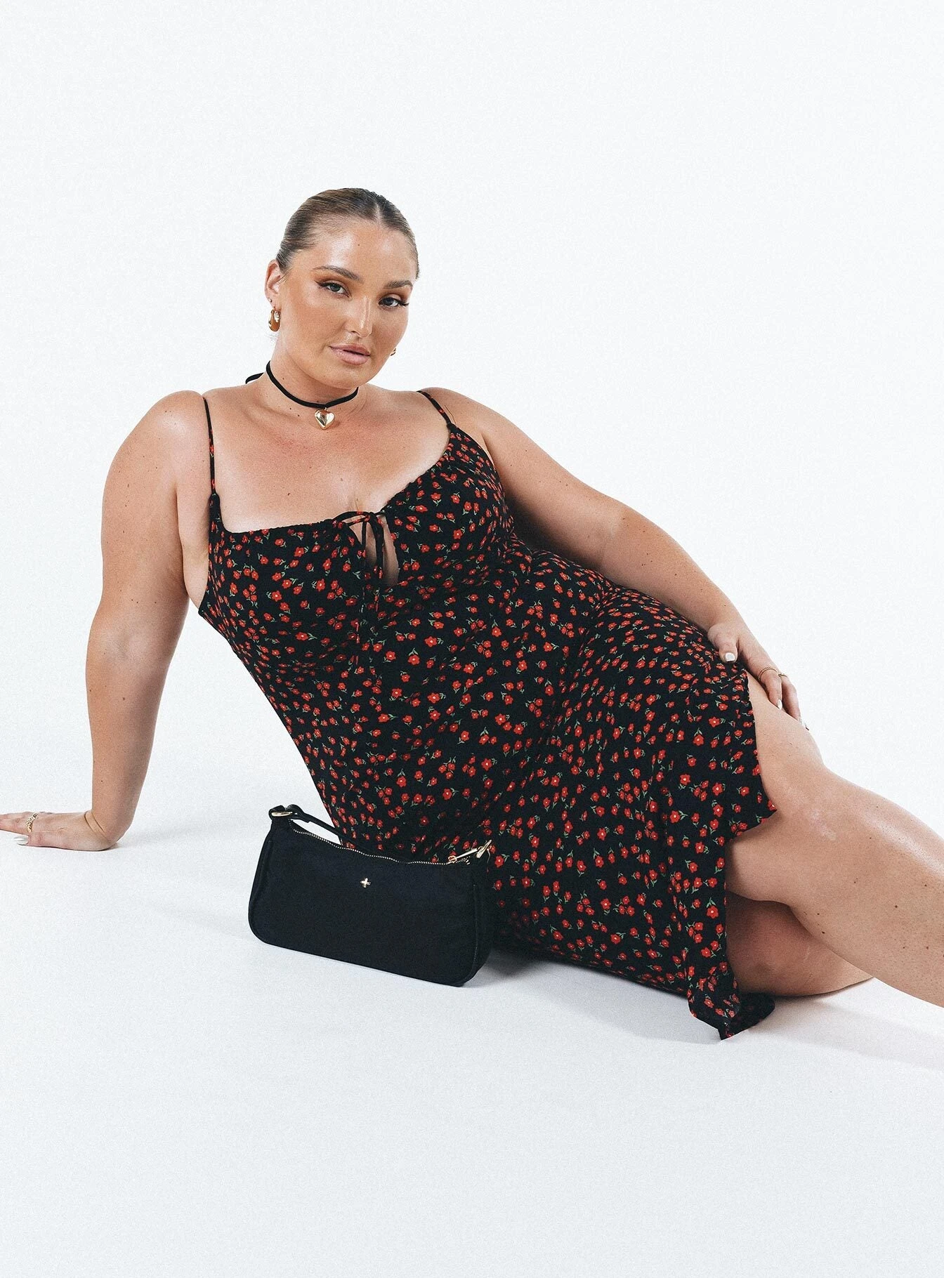 Noda Midi Dress Black Curve 1 Noda Midi Dress Black Curve