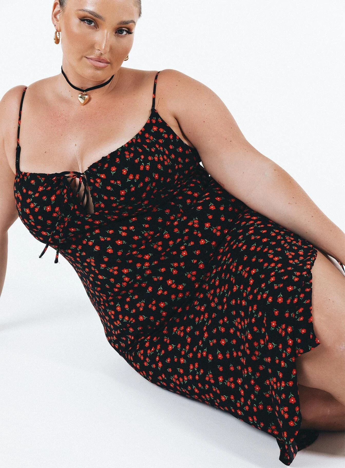 Noda Midi Dress Black Curve 7 Noda Midi Dress Black Curve - Image 7