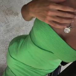 Princess Polly Oscar Midi Dress Green 13 Princess Polly Oscar Midi Dress Green -Modeoryx Sales Store caiitlynpow Oscar Midi Dress Green AU4